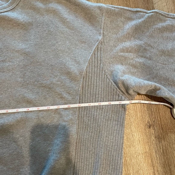 Aerie Tres Chic Sweatshirt NWT Medium Taupe - Picture 6 of 12